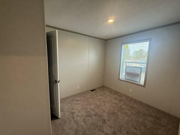 2025 Clayton 5616-4200 Adrenaline  Home