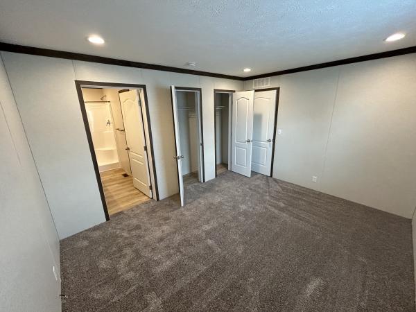 2025 Clayton 5624-5744 Pulse  Home