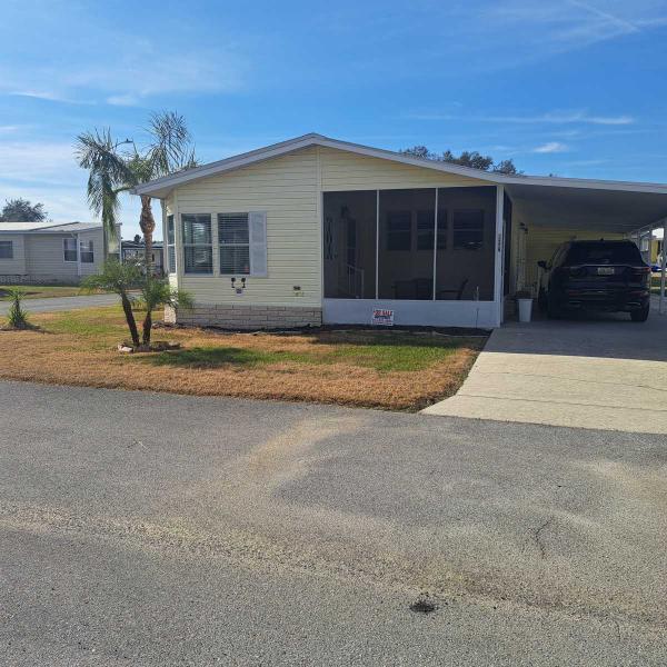 1990  Mobile Home For Sale