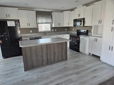 Photo 2 of 11 of home located at 236 Charlestown Road Martinsburg, WV 25405