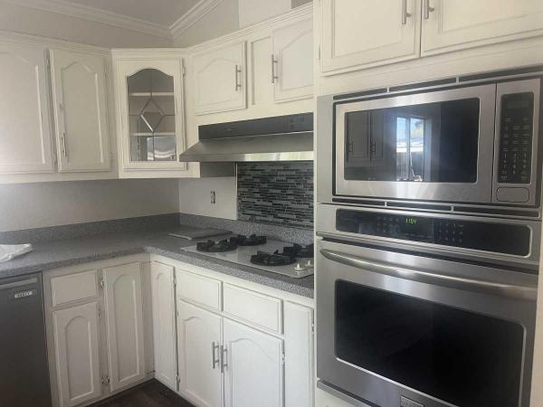 1993 Winchester Manufactured Home