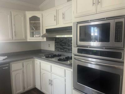 Photo 6 of 30 of home located at 2121 S Pantano Rd #443 Tucson, AZ 85710
