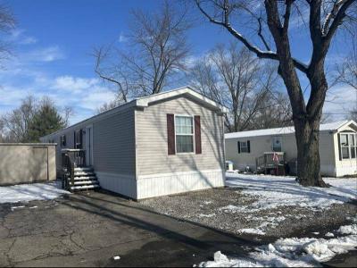 Photo 3 of 6 of home located at 1625 B Street, #47 Anderson, IN 46016