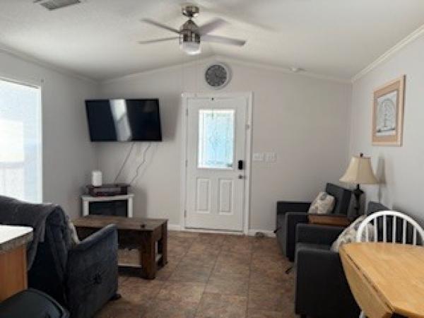 2015 MERI Mobile Home