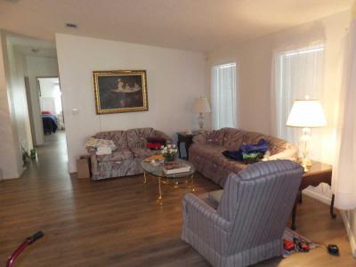 Photo 4 of 15 of home located at 19675 Woodfield Cir North Fort Myers, FL 33917