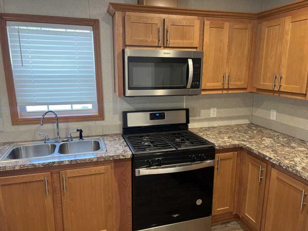 2022 Skyline - Sugar Creek Arlington  Mobile Home