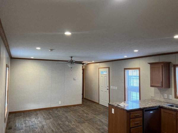 2022 Skyline - Sugar Creek Arlington  Mobile Home