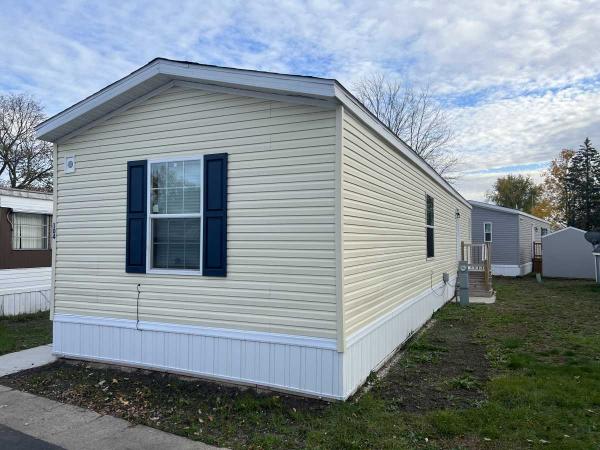 2022 Skyline - Sugar Creek Arlington  Mobile Home
