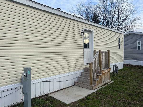 2022 Skyline - Sugar Creek Arlington  Mobile Home