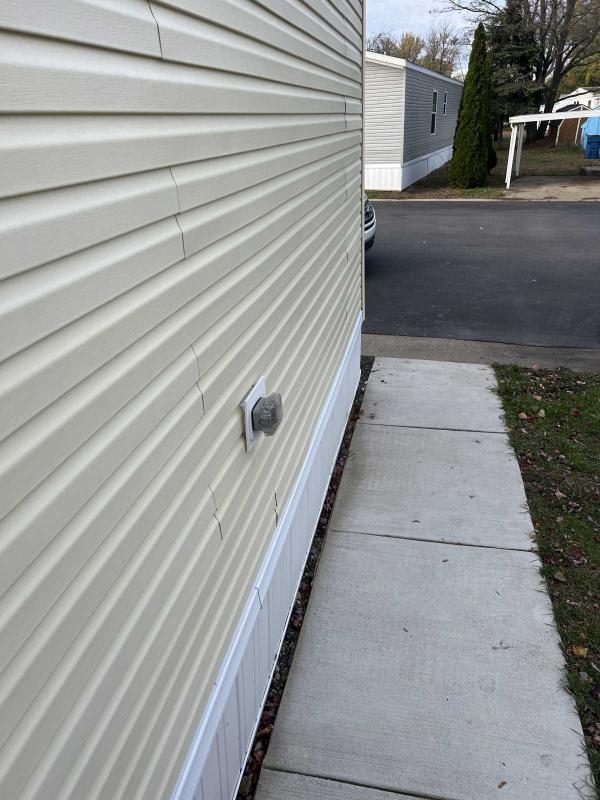 2022 Skyline - Sugar Creek Arlington  Mobile Home