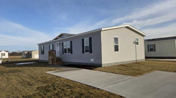 Champion/Skyline 2L N600 Manufactured Home