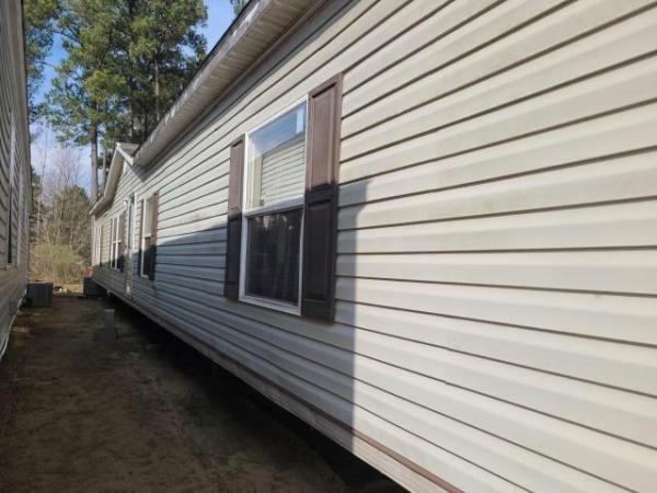 Photo 1 of 1 of home located at Farris Mobile Homes Of Laurel 12 Highway 28 W Laurel, MS 39443