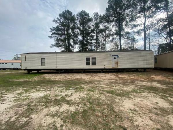 Photo 1 of 2 of home located at Oak Creek Home Center 1301 N Medford Dr Lufkin, TX 75901