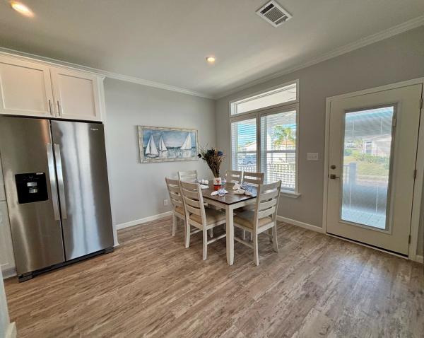 2024 Palm Harbor 340LS28522J(2b/2b) Mobile Home