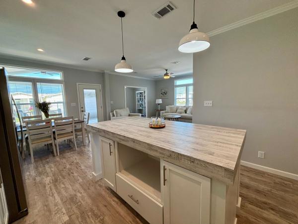 2024 Palm Harbor 340LS28522J(2b/2b) Mobile Home