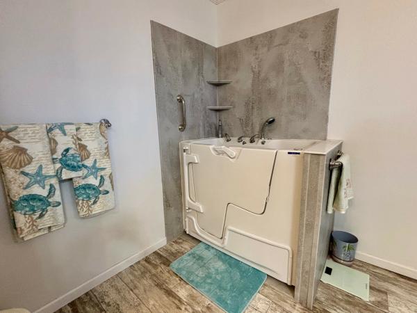 2018 Jacobsen JACFL35277AB Mobile Home