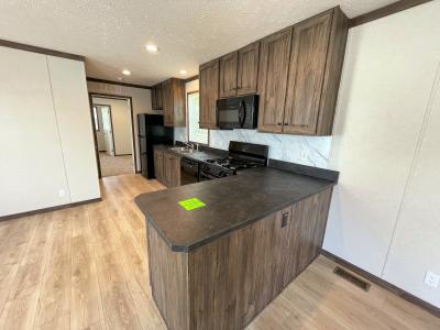 Photo 2 of 11 of home located at 5180 Wembly Ct Sterling Heights, MI 48310