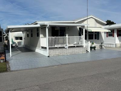 Photo 2 of 19 of home located at 37531 Crimson Lane Zephyrhills, FL 33541