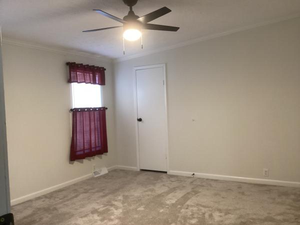 2002 Champion DHIN35706E Mobile Home