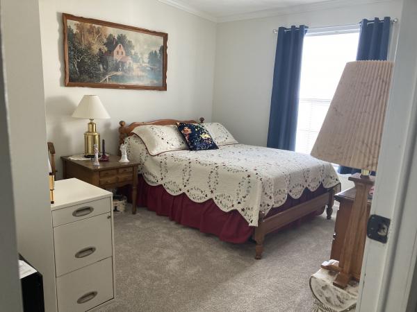 2002 Champion DHIN35706E Mobile Home