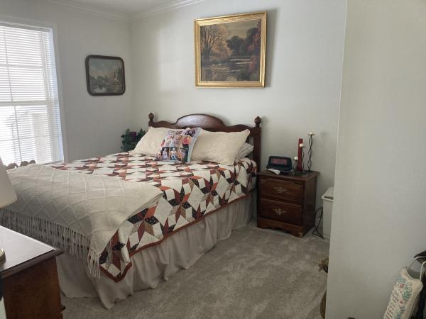 2002 Champion DHIN35706E Mobile Home