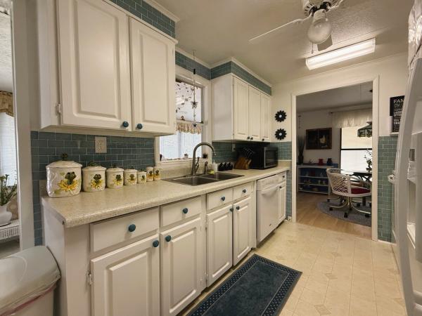 1975 VINDA T36 Mobile Home