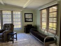 1986 Barr Manufactured Home