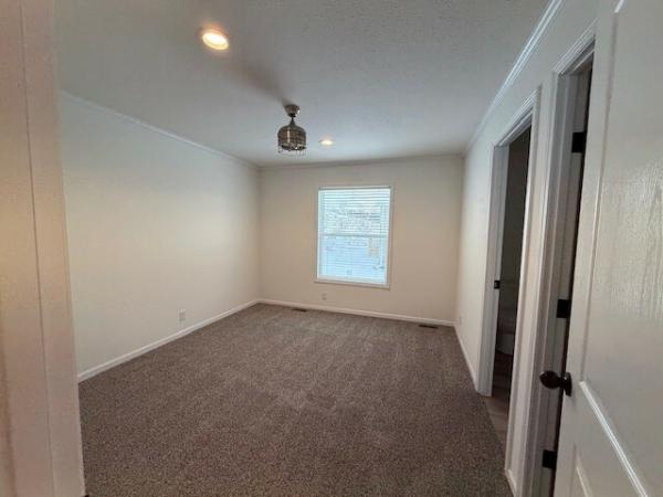 2025 Champion RAPB2848H32160 Mobile Home