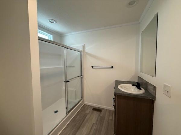 2025 Champion RAPB2848H32160 Mobile Home