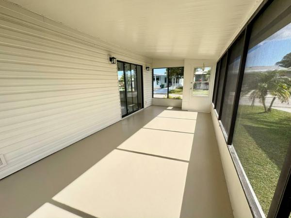 1985 HS TRAD Manufactured Home