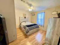 1987 BROO Manufactured Home