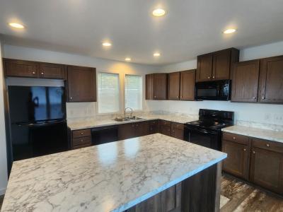 Photo 3 of 11 of home located at 10510 Wood Road Miamisburg, OH 45342