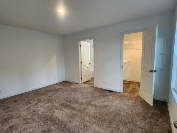 2022 Clayton 81RSH16602AH21 Mobile Home