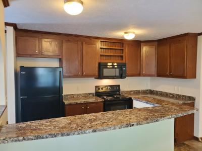 Photo 3 of 13 of home located at 10493 Aldora Miamisburg, OH 45342