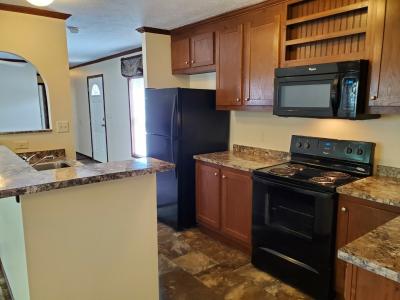 Photo 4 of 13 of home located at 10493 Aldora Miamisburg, OH 45342