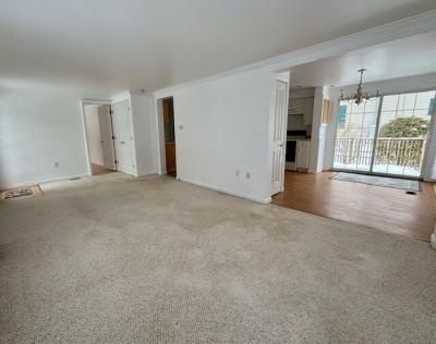 Photo 3 of 13 of home located at 42 Bridlepath Trail Killingworth, CT 06419