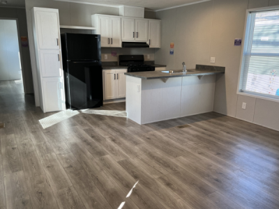 Photo 3 of 8 of home located at 475 North Maple Lot 13 Saline, MI 48176