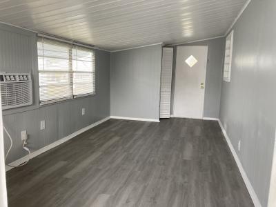 Photo 5 of 13 of home located at 1861 Jb Way Lakeland, FL 33805