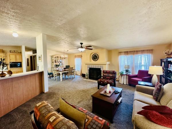 2002 Palm Harbor ab Mobile Home