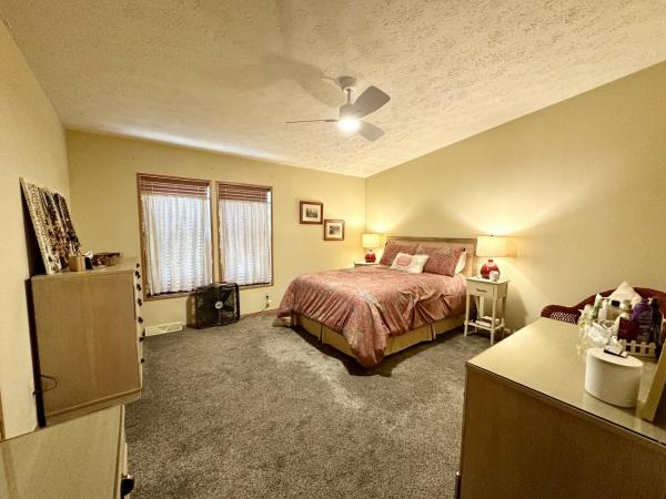 2002 Palm Harbor ab Mobile Home