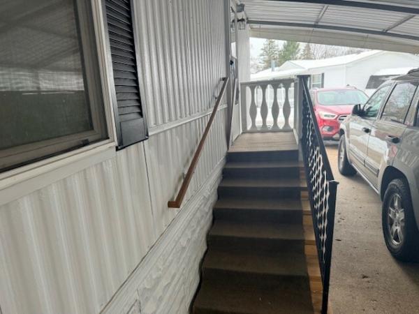 1986 Redman MI0014871565 Mobile Home