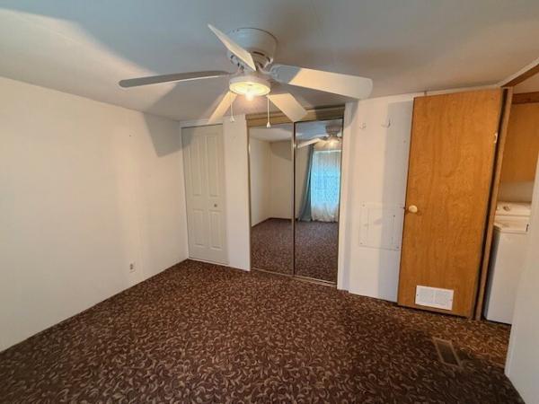 1986 Redman MI0014871565 Mobile Home