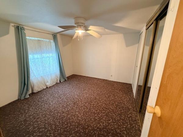 1986 Redman MI0014871565 Mobile Home