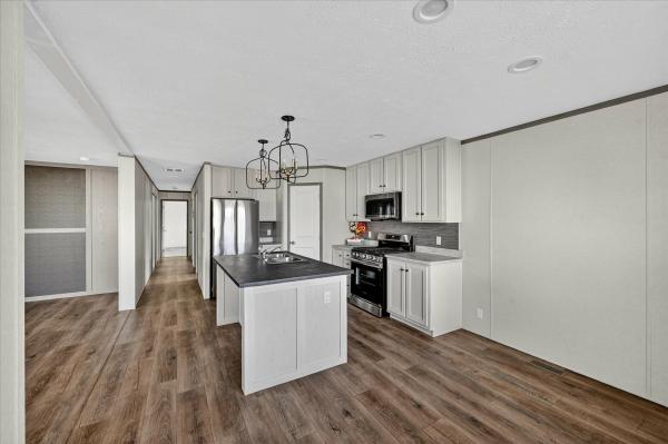 2025 Clayton 185 Pulse  Home