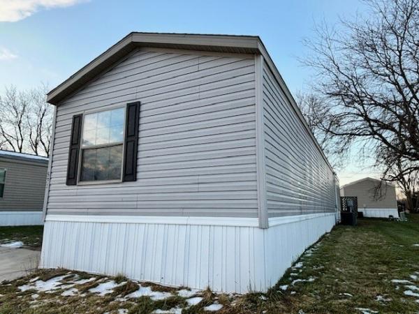 2018 LH168032AF  Home