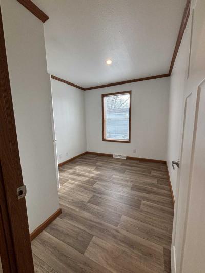 Photo 5 of 8 of home located at 6901 SE 14th Street #229 Des Moines, IA 50320