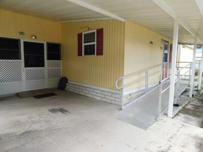 Photo 2 of 36 of home located at 3853 Oakhurst Lane Zephyrhills, FL 33541