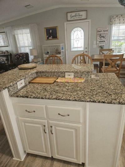 Photo 3 of 8 of home located at 2525 Gulf City Rd Lot 13 Ruskin, FL 33570