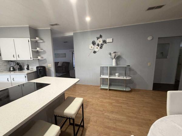 1984 Coro HS Mobile Home