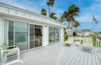 Photo 3 of 59 of home located at 18675 U.s. Hwy 19 N. Lot 397 Clearwater, FL 33764